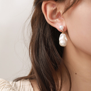 French retro light luxury natural freshwater pearl earrings shaped earrings sterling silver S925 14K gold plated wholesale