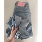 浅蓝色宽松直筒牛仔裤女春季新款高腰显瘦百搭垂感阔腿裤子ins潮