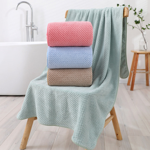 Pineapple Grid Coral Fleece Bath Towel for Women, Summer Wrap-Style, Instagram-Worthy, Pure Cotton, Highly Absorbent & Quick-Drying Beach Towel for Couples