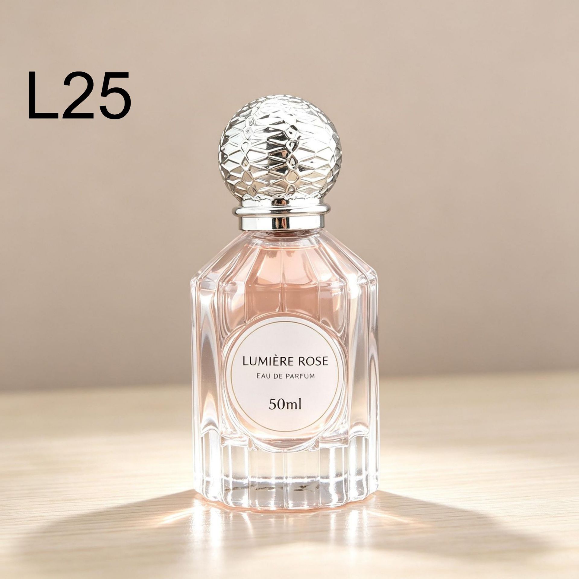 Nuevo producto botella de perfumes de vidrio botella de aerosol 50ml botella vacía botella de fragancia de alta calidad botella dividida multi-tapera libre en stock