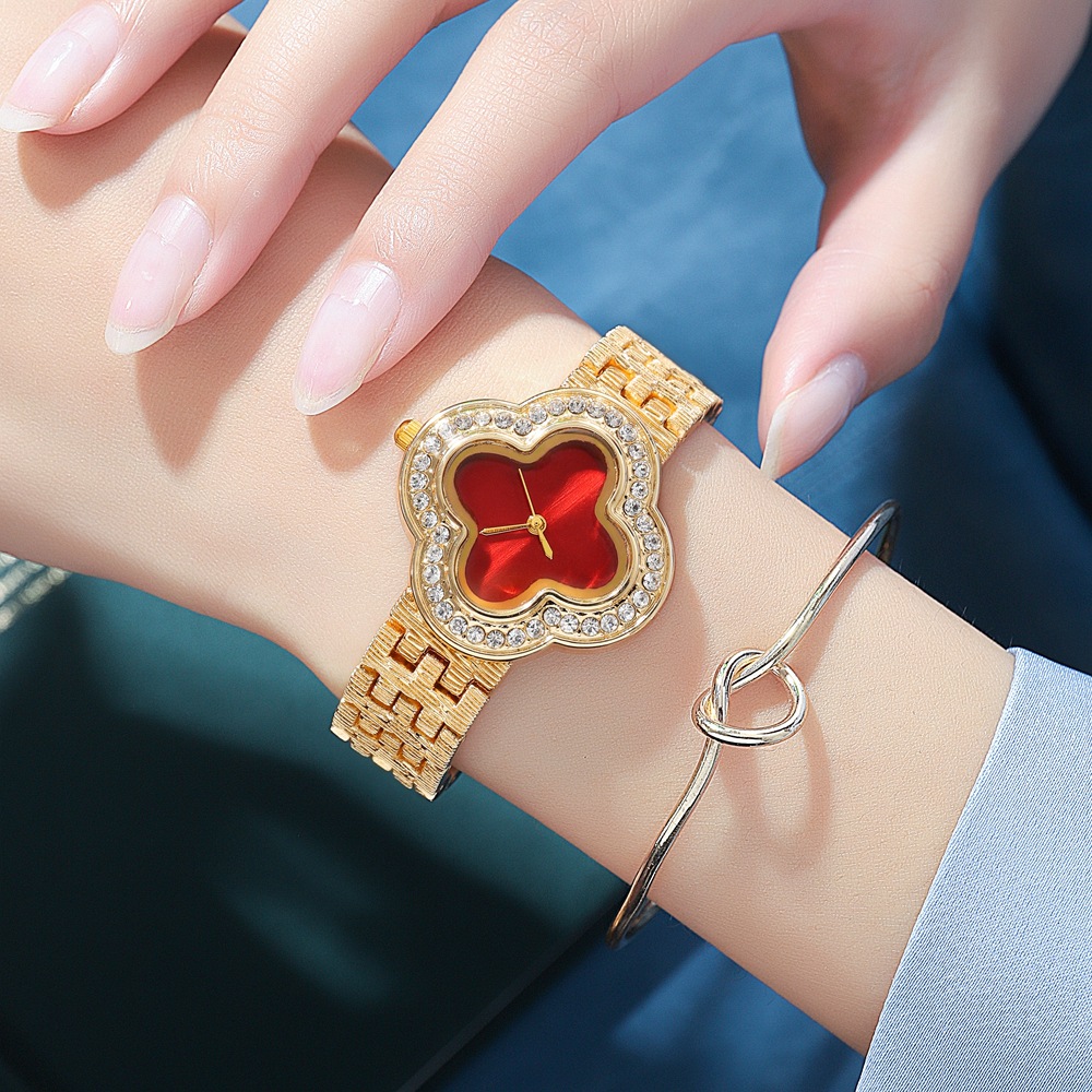 Foreign Trade New 2022 Simple Four-Leaf Clover Diamond-Encrusted Quartz Women's Watch Trendyy Fashion Korean Style Women's Watch