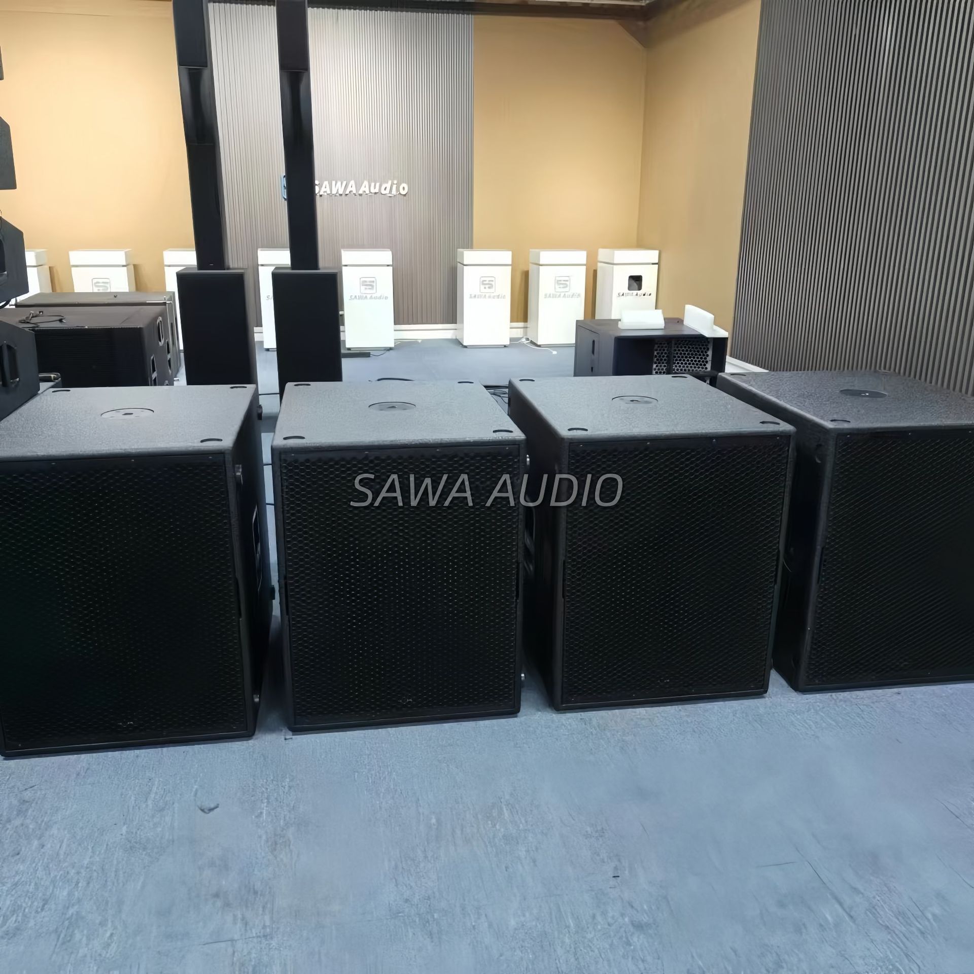 Subwoofer de 18 pulgadas para exteriores, rendimiento al aire libre, audio de escenario de matriz de línea profesional, sistema de altavoz de fuerte vibración