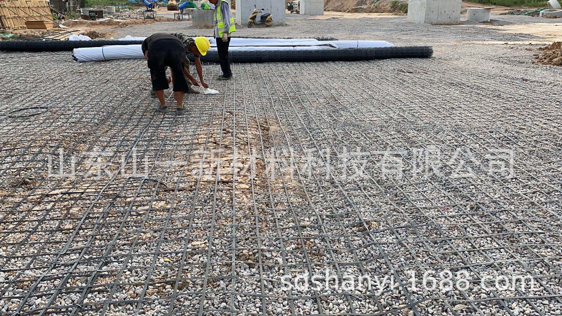 广州市 雅新大道（镜湖大道北-清塘路）02.jpg