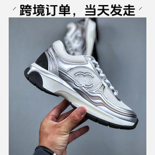 2026�¿�羳23C���y�Ǵ���С���L�����ϵ�Ь���e��Ů��H�n��Ь