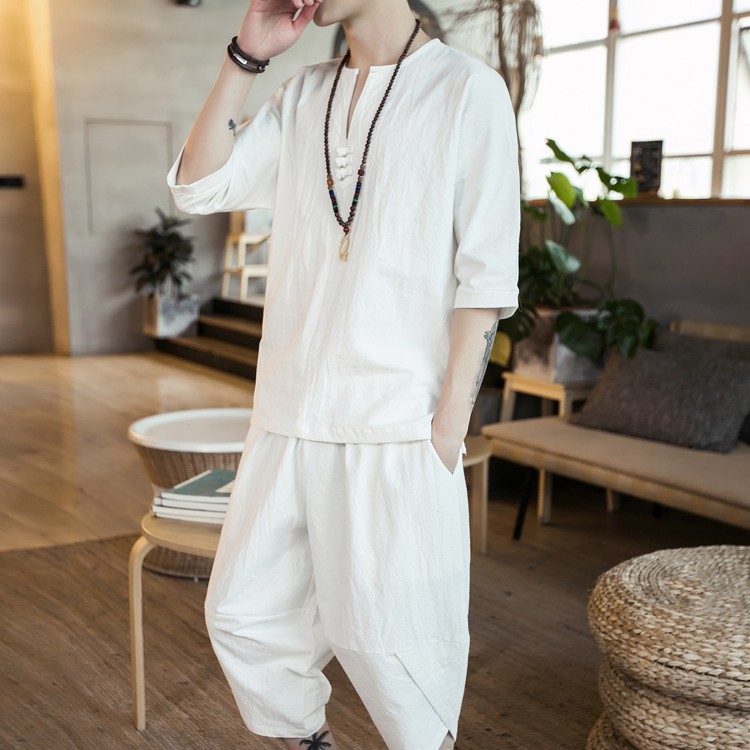 2023 traje casual para hombre estilo chino moda suelta hebilla de disco manga corta camiseta bombachos de dos piezas de algodón y lino al por mayor