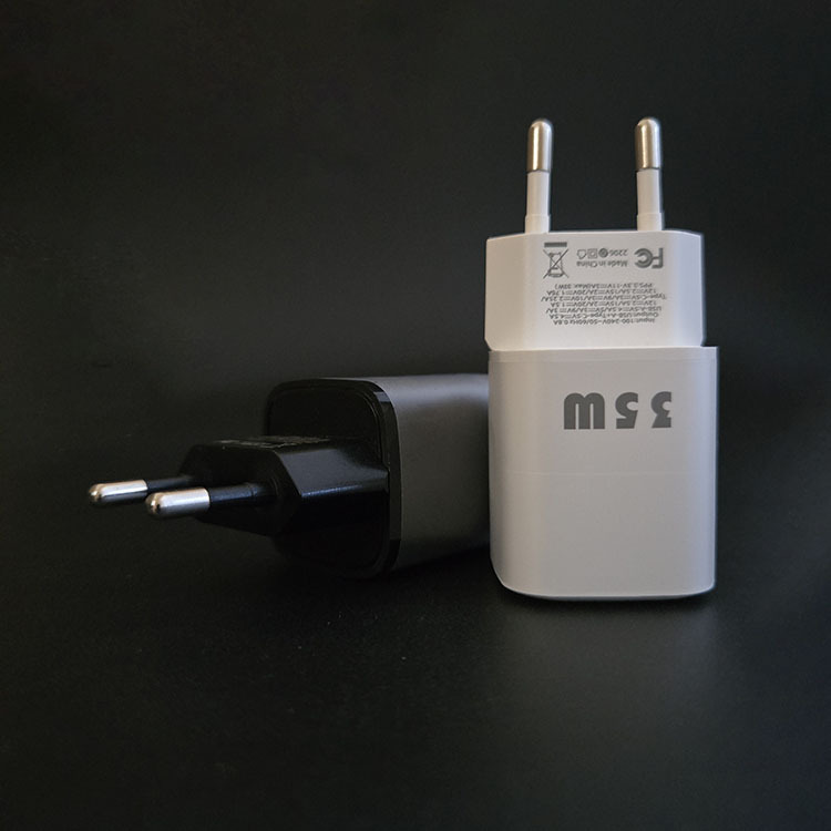 Round-Foot Charging Block Gan Gallium Nitride Technology 35Wpd+Qc3.0 European Standard Ultra-Fast Charger Multi-Protocol Adaptation