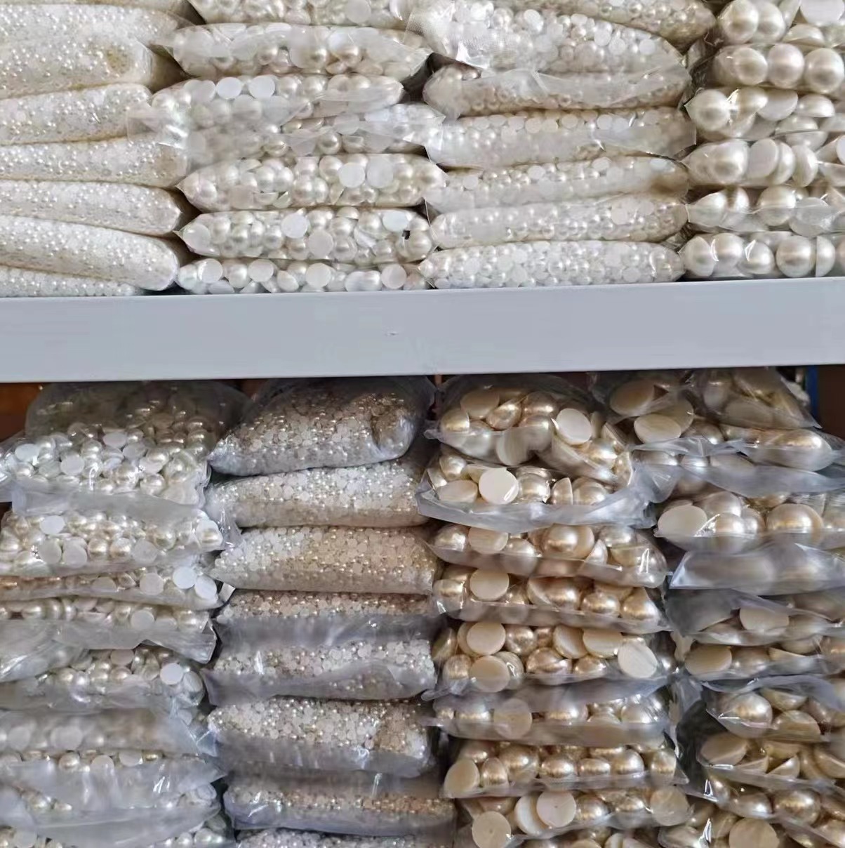 accessory pearl for manicure