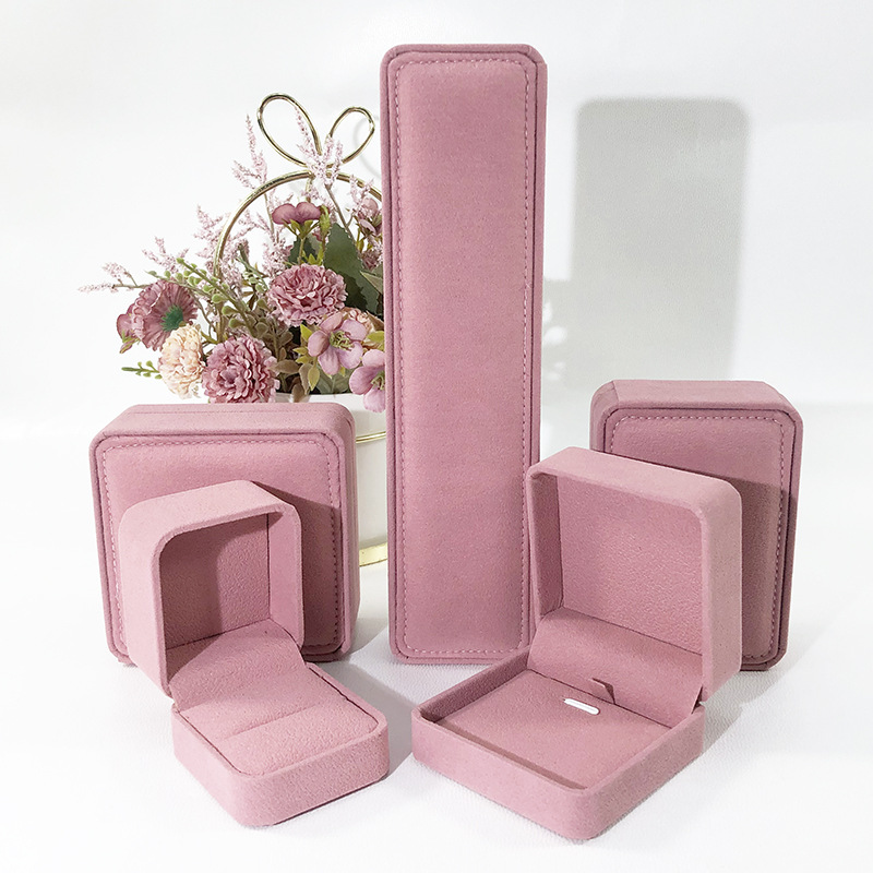 Elegant Solid Color Flannel Jewelry Boxes display picture 1