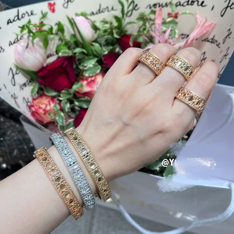 High-End Rattan Pattern Full Diamond Bracelet for Women, Geometric Woven Design Bracelet, Light Luxury, High-End Feel, Exquisite Bracelet Stack