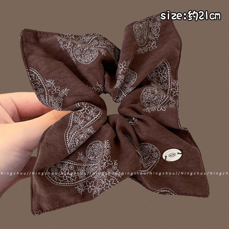 Nuevo scrunchie de encaje multicapa 2026 para mujer, lazo para el pelo de alta gama, accesorio suave para el cabello estilo coreano.