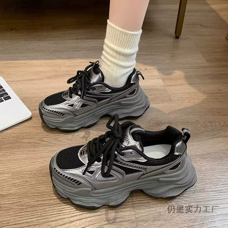 Модные женские dad shoes 2025 весна-лето: новые толстые подошвы, сетчатая воздухопроницаемость, универсальная легкая спортивная повседневная обувь