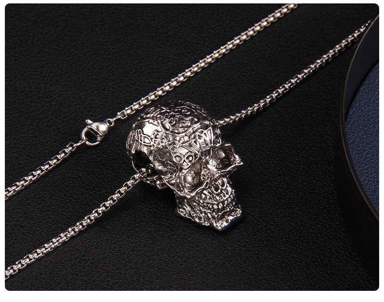 Fashion Skull Stainless Steel Three-dimensional Necklace 1 Piece
