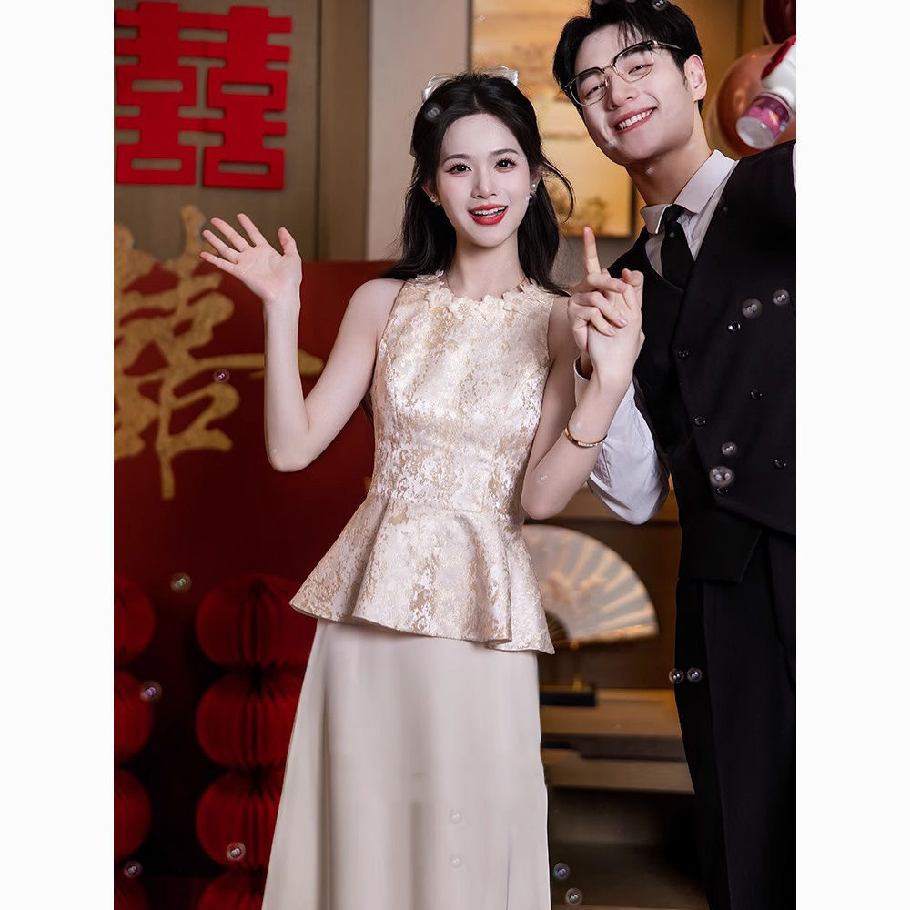 Custom Wholesale New Chinese-Style Toast Dress with a High-End Feel, New National Style Bride Engagement Wedding Morning Photo Halter Dress