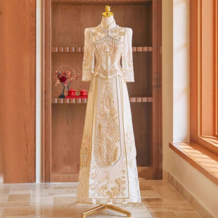 Xiuhe Clothing 2025 New Wedding Champagne Color Chinoiserie Bridal Clothing Heavy Industry Wedding Clothing Women's Out of the Pavilion Show Kimono Dragon and Phoenix Gown