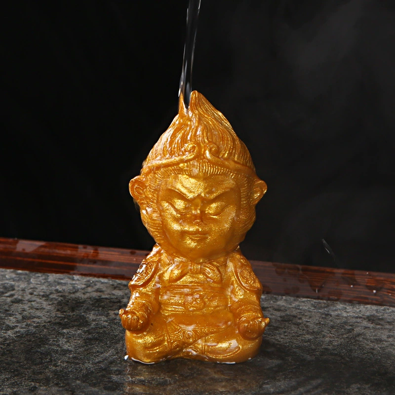 Производитель Creative Color Changing Monkey King Tea Pet Douyin Однородный стиль лебедь смола Украшение для чайного стола аксессуары для чайной церемонии