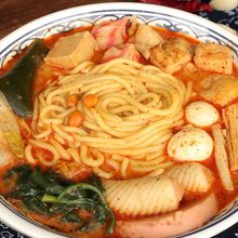 东北牛筋面麻辣烫面面玉米面条商用牛筋面宽面粗面批发火锅面