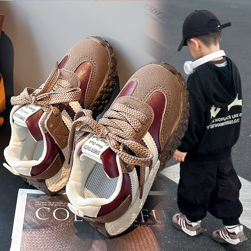 Zapatos deportivos para niños 2025 primavera y otoño nuevos zapatos de correr para niños medianos y grandes, zapatos casuales de moda para niñas, zapatos de moda para niños