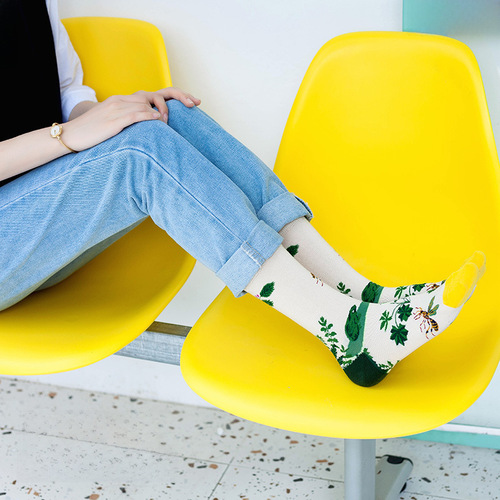 Zhujiajiao socks factory wholesale logo spring and summer European and American socks men's mid-calf long socks cross-border men and women couple cotton socks 