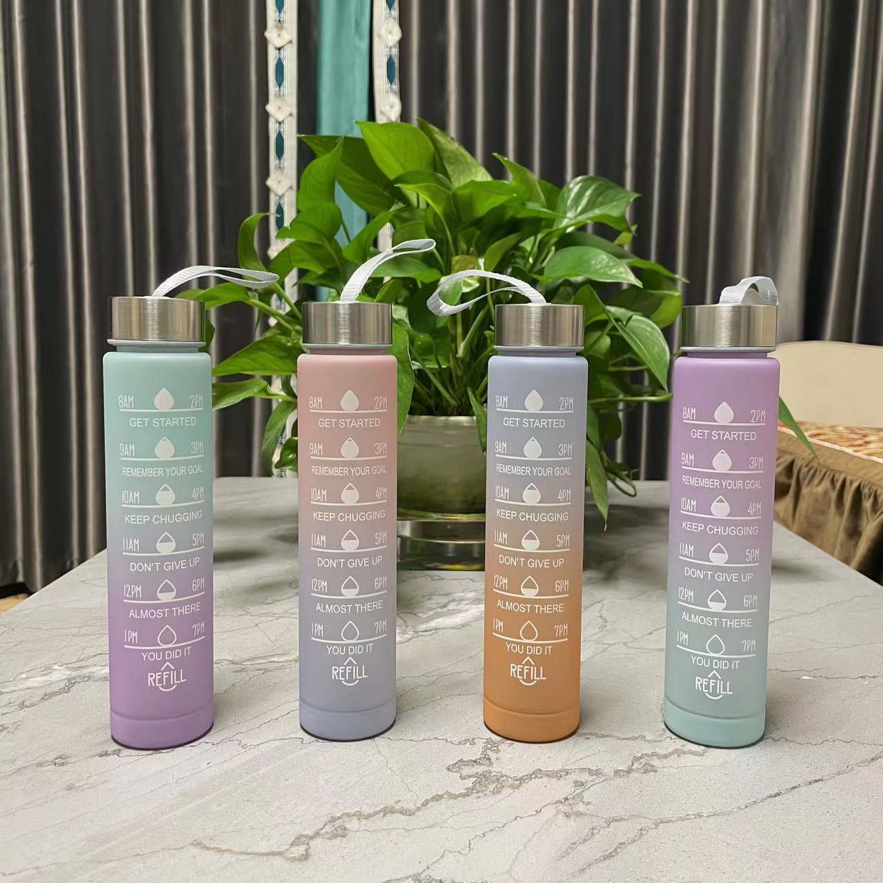 Taza de agua de gran capacidad de plástico esmerilado de dibujos animados espacio taza tamaño traje gradiente color taza conjunto transfronterizo deportes olla portátil