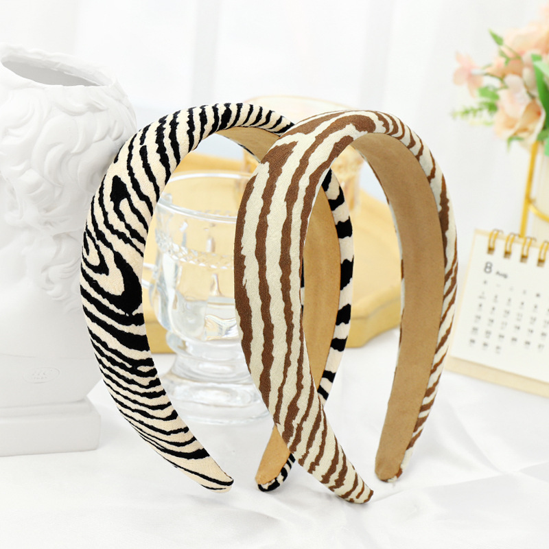 Fashion Sponge Black And White Printing Headband Wholesale Nihaojewelry display picture 1