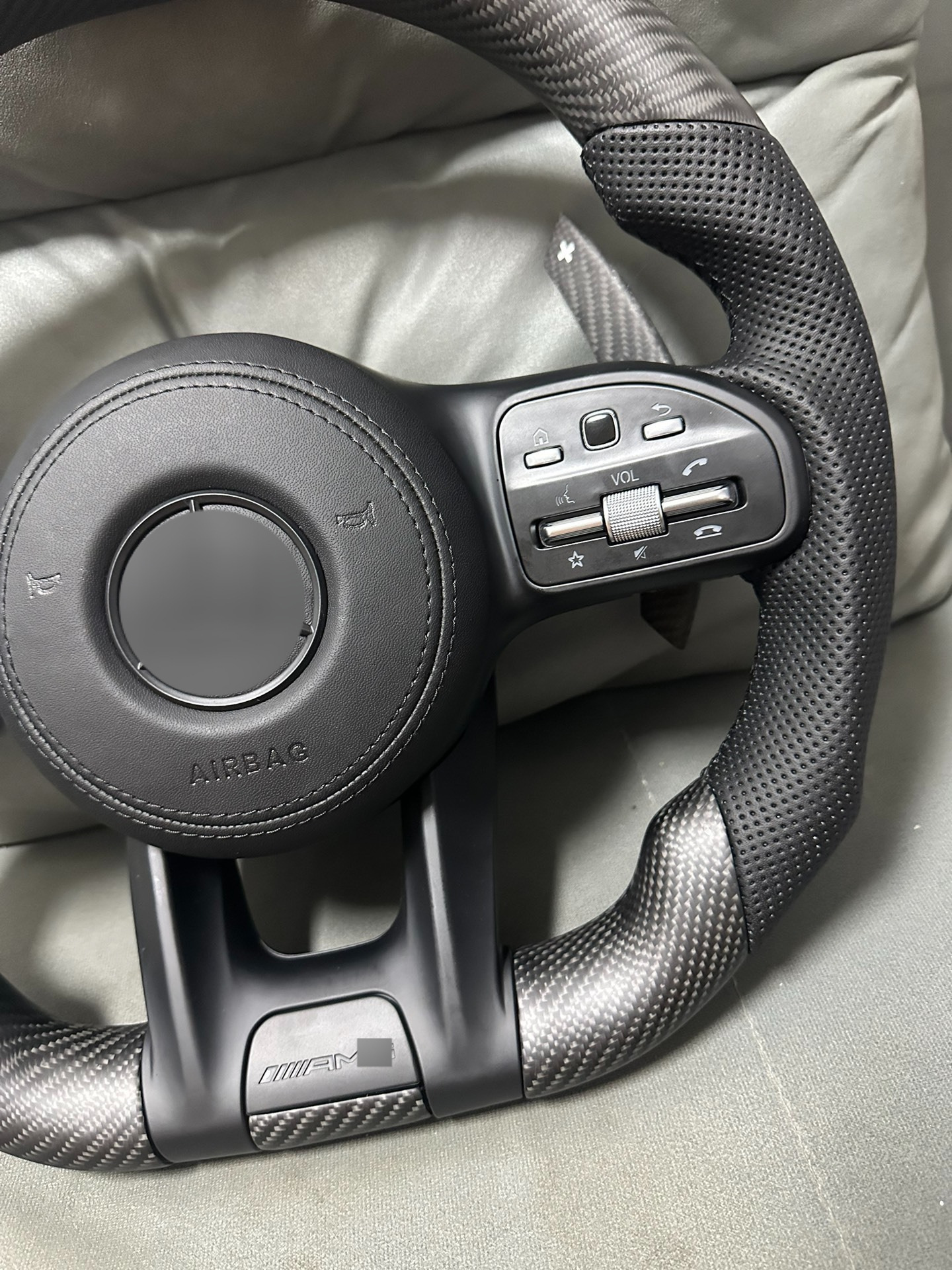 Special upgrade for Mercedes-Benz C steering wheel, modified for the new C260L, C43, C200, AMG-class, matte carbon fiber assembly