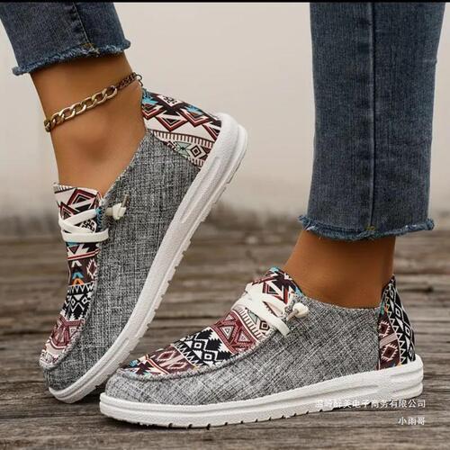 Women's Spring Laced Canvas Loafers Flat Casual Shoes for Plus Size European and American Women, Ladies' Canvas Slip-On Shoes