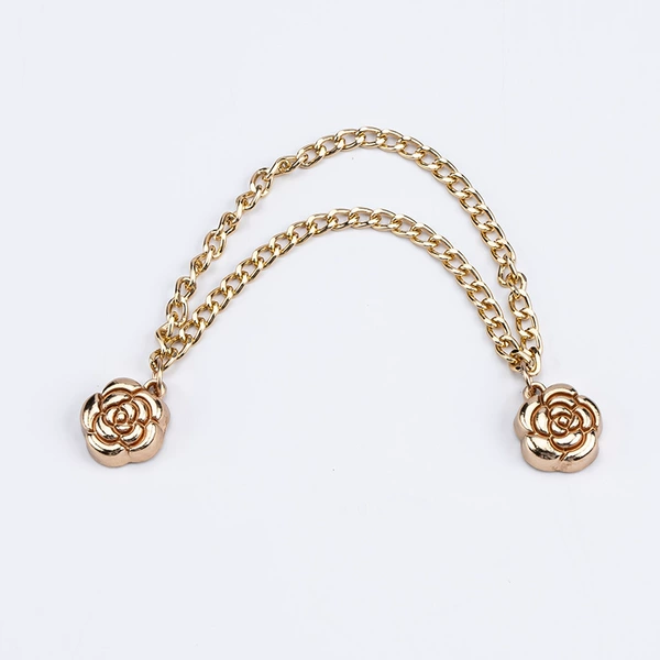 Golden flower-shaped magnetic buckle