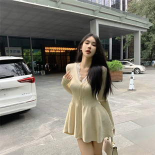 һ���Ą��L��ᘿ��B��ȹŮ�b�＾������ɫ��ȹ���ſ�����a��ȹ��