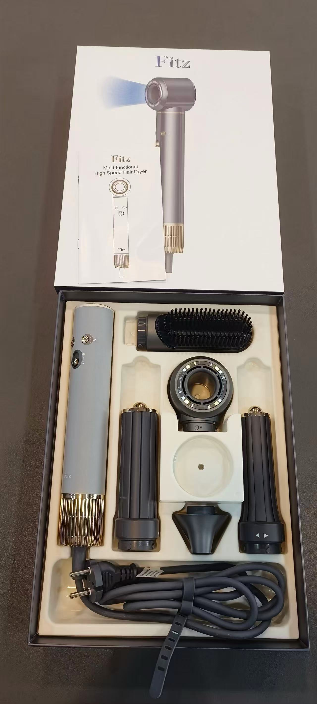 하늘과 땅 덮개 회색 유럽 규정