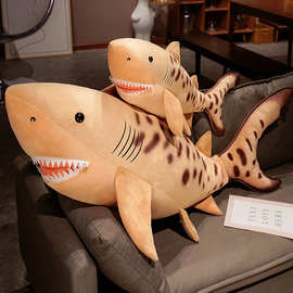 新款仿真斑点鲨鱼外贸单跨境大牙鲨鱼公仔抱枕布娃娃毛绒玩具玩偶