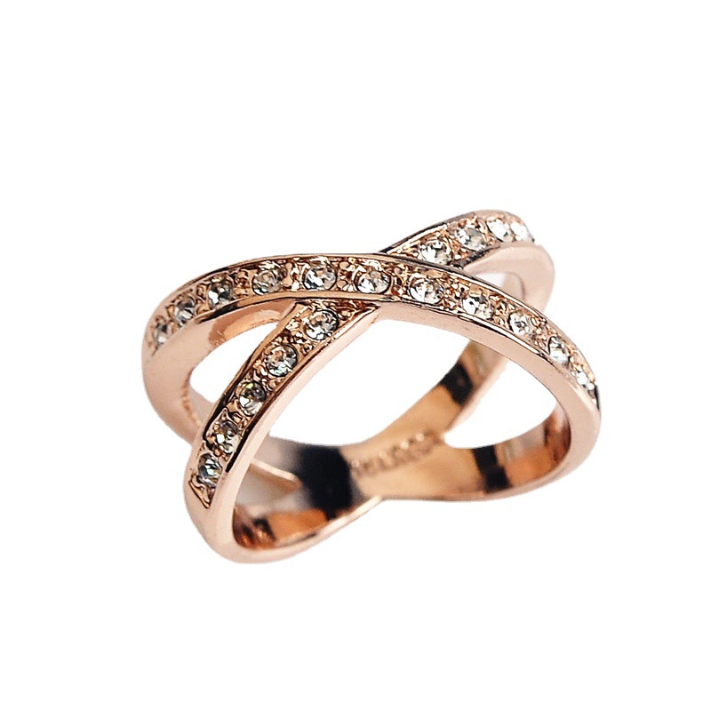 �պ�ʱ�м�Լ�������꽻���ָ����С�����䵭��Ů����ָָ��