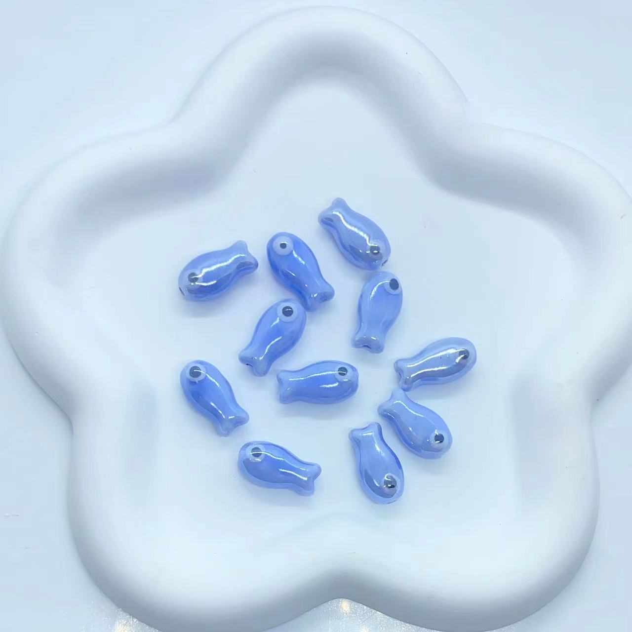 10 Pieces 10 * 20mm Hole 2~2.9mm Ceramics Fish Beads display picture 5