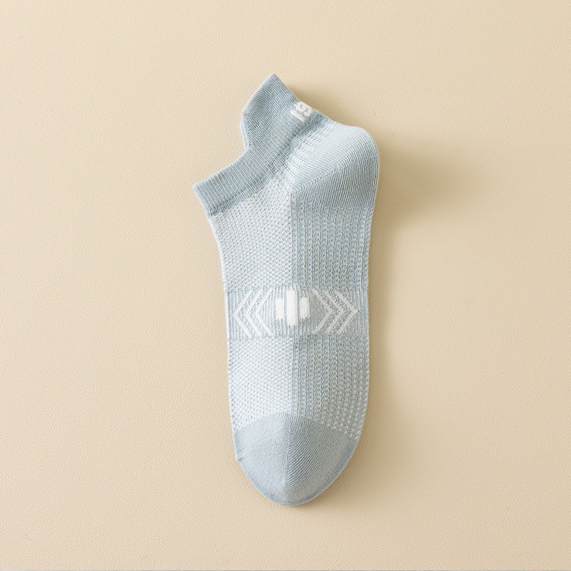 Nuevo hombre absorbe sudor y transpiración antiolor calcetines deportivos para correr otoño y invierno calcetines de fútbol desechables de la industria de calcetines