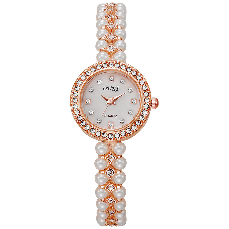 OUKI cadena de perlas reloj de esfera pequeña mujer lujo ligero de alto valor esfera de nácar reloj de mujer al por mayor