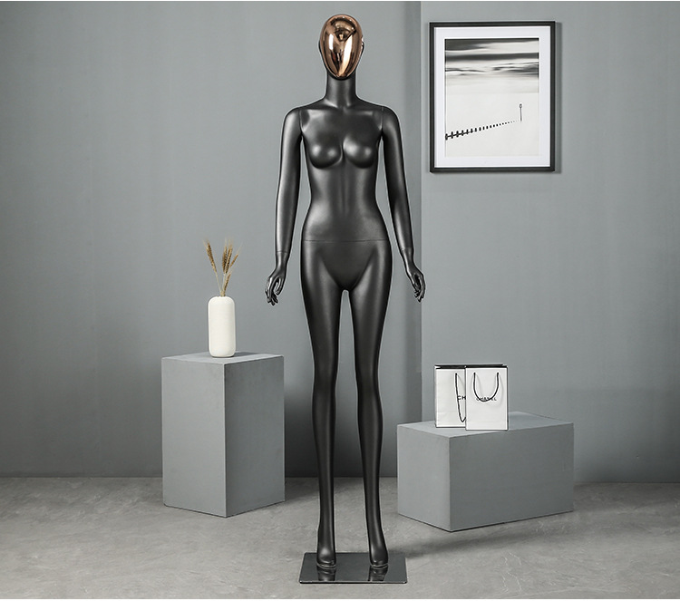 Maniquí Femenino de Cuerpo Completo de Fibra de Vidrio con Cabeza Galvanizada para Escaparate de Tienda de Ropa image 7
