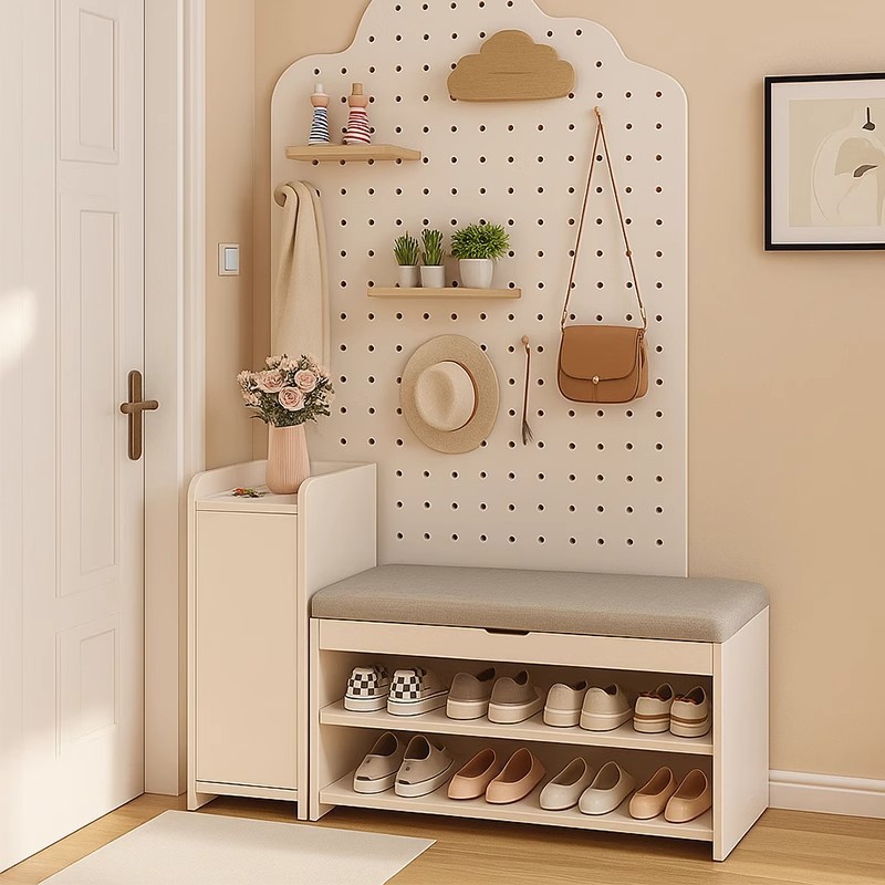 Taburete de cambio de zapatos de madera sólida en la puerta de entrada se puede sentar en el taburete de asiento de zapatos almacenado en la puerta.