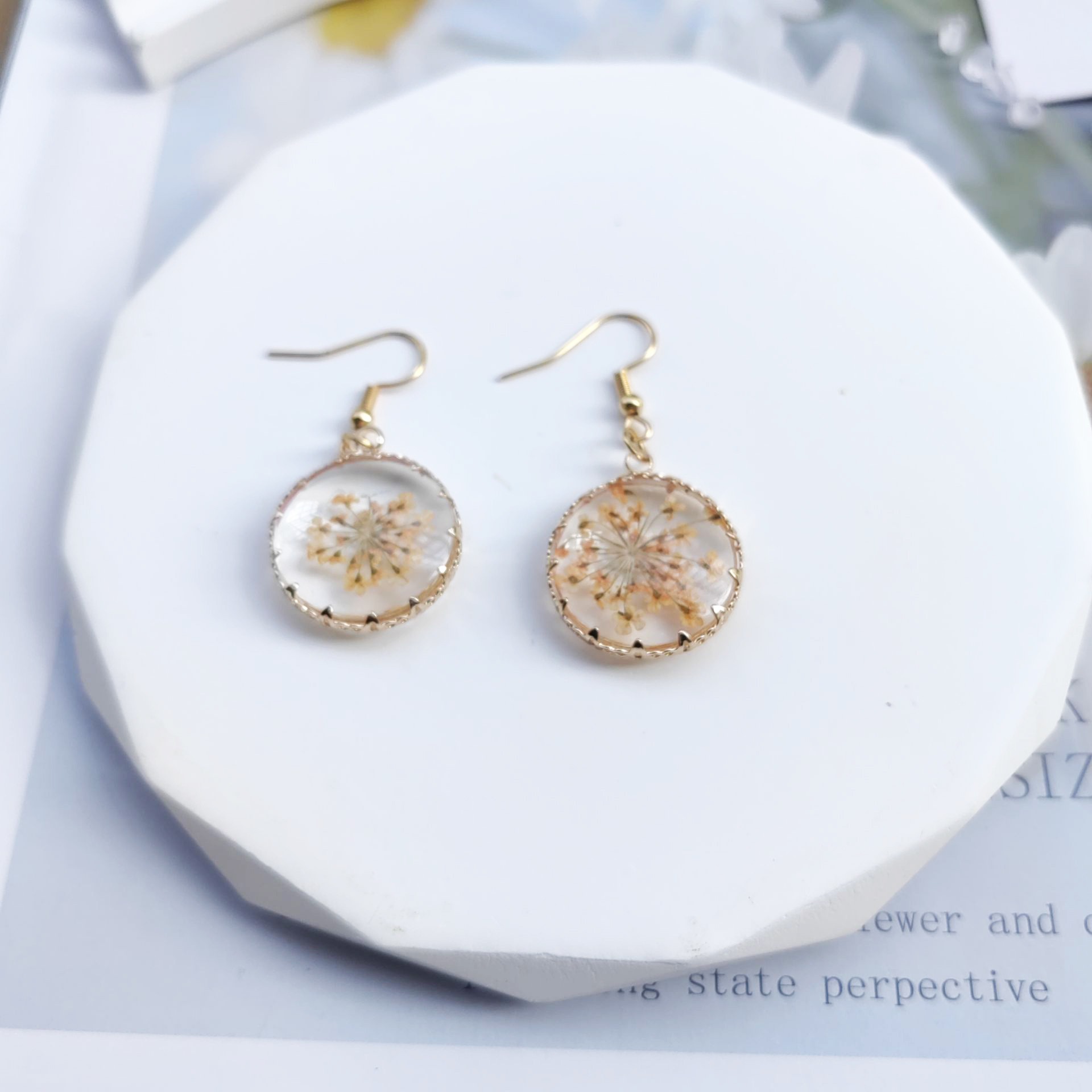 1 Pair Pastoral Flower Flowers Plastic Resin Drop Earrings display picture 2