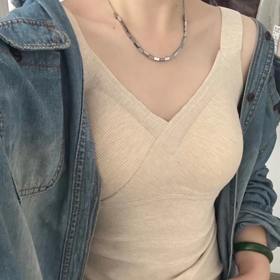 (2개) 행거 스타일 모리 컬러 6205 가을 겨울 원활한 라텍스 고정 컵 조끼 내부 및 외부 착용을위한 통합 가슴 패드 다용도 옷걸이