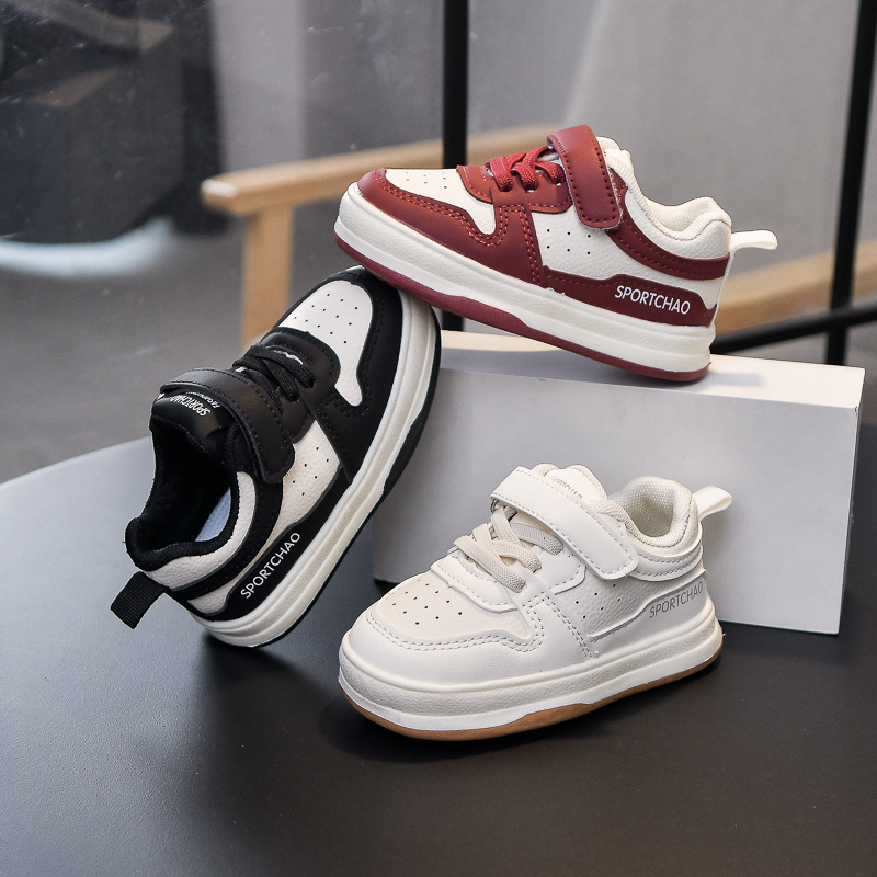 Zapatos de skate para niños, zapatos de bebés de suela suave, zapatos para bebés de otoño 2026, zapatos de altura baja para niñas, zapatos blancos coreanos para niños