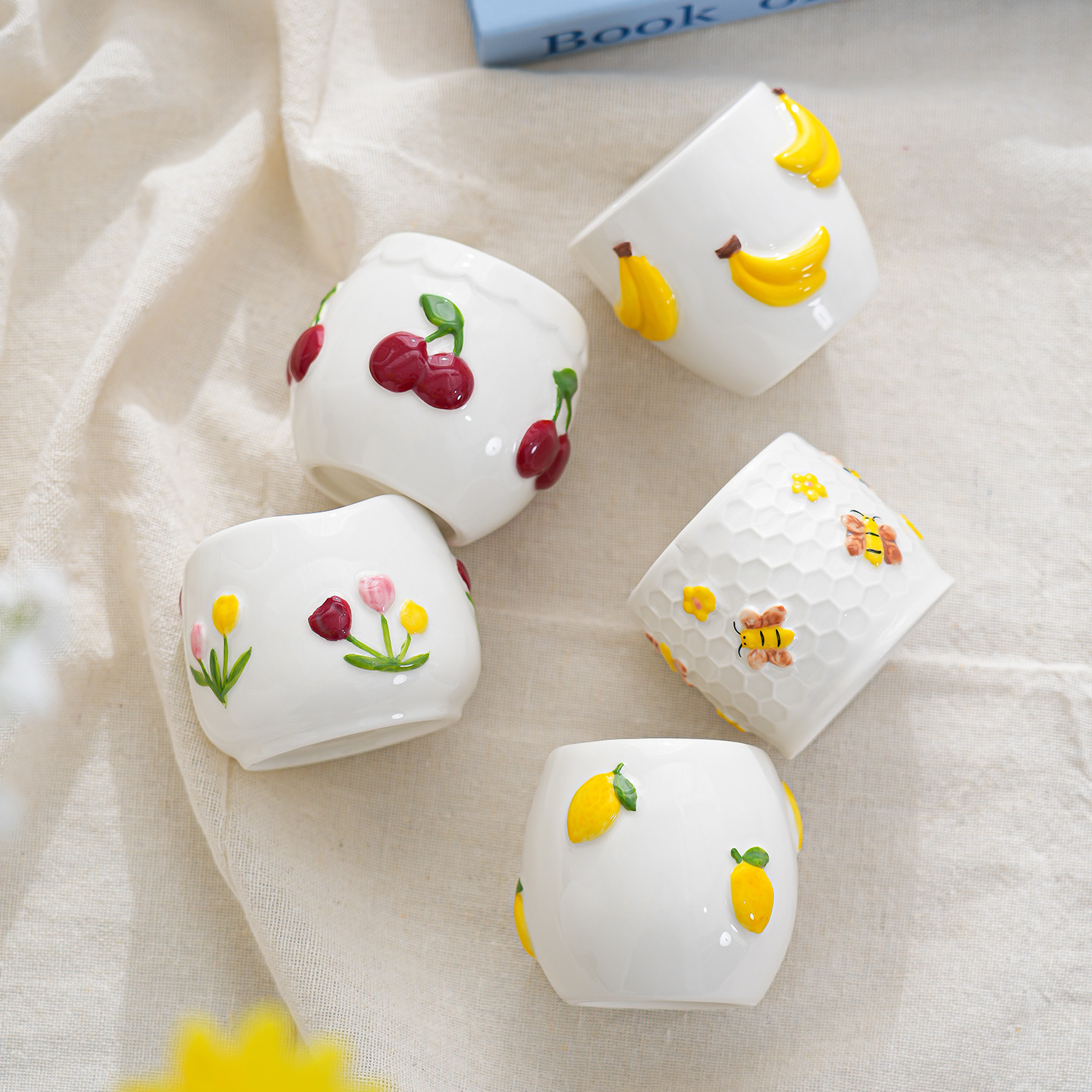 Suministro transfronterizo de nuevos patrones de frutas de cerámica aromática taza de cera dibujada a mano simple contenedor de velas frescas