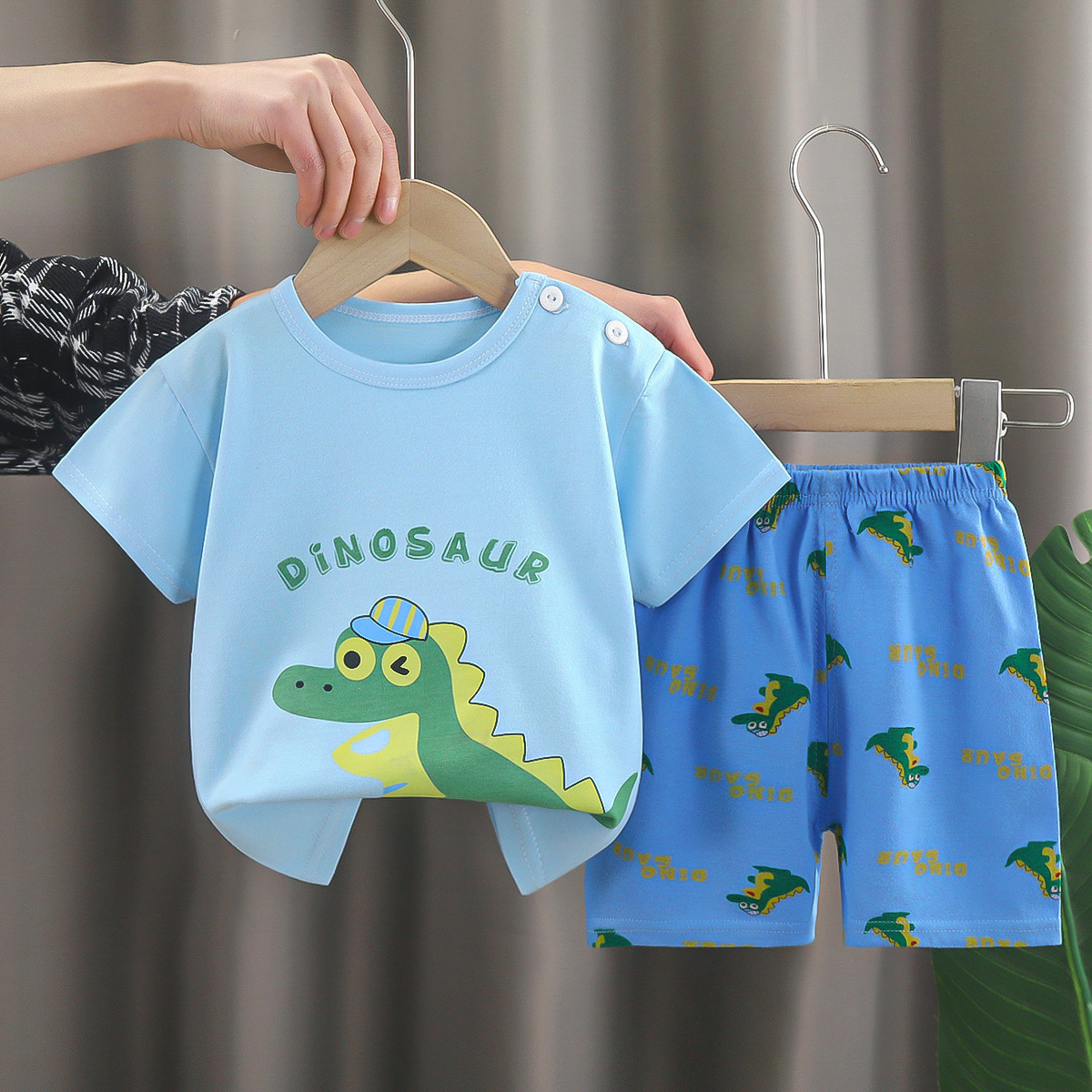 Traje de manga corta dinosaurio verde azul Z-10