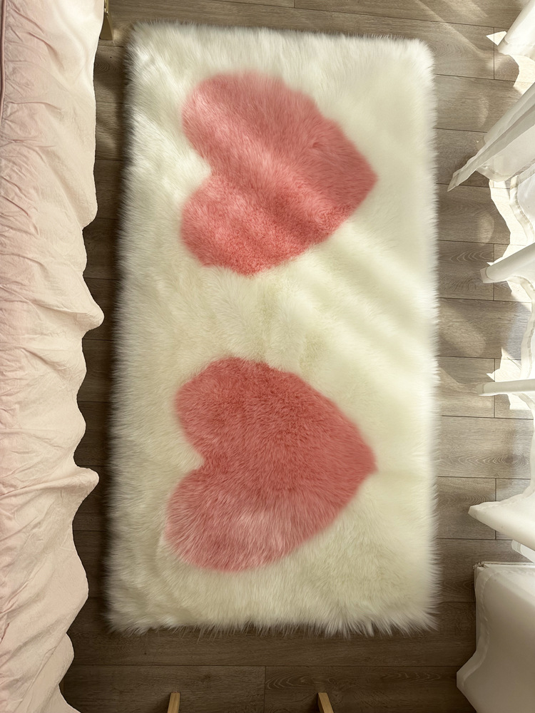 Imitation Wool Bedside Carpet Pink Heart-Shaped Plush Floor Mat Wedding Room Daughter's Room Cute Bay Window Blanket Heart Sofa Cushion