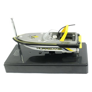 Remote control speedboat 777-218 speed mini speedboat toy boat with rechargeable bathtub fish tank toy speedboat