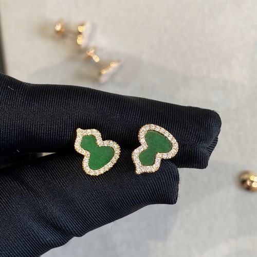 Hulu Earrings Red Agate 18k Rose Gold Diamond Inlaid Chinese Style Light Luxury Personality Qilin Earrings for Women Silver Jewelry