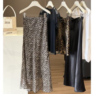 ��ʽ�͹ű��y����ȹŮ�ļ�2026�¿�С�����������p������~βȹ��