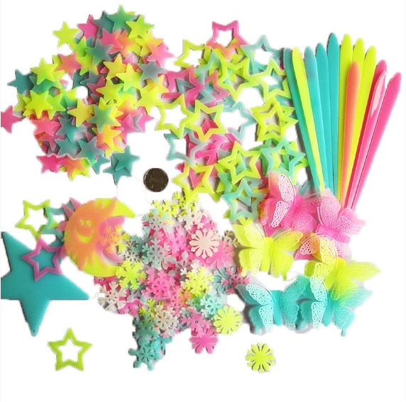Pegatinas de estrellas fluorescentes nocturnas transfronterizas, copos de nieve de la luna, pegatinas de pared de dormitorios de estrellas al por mayor