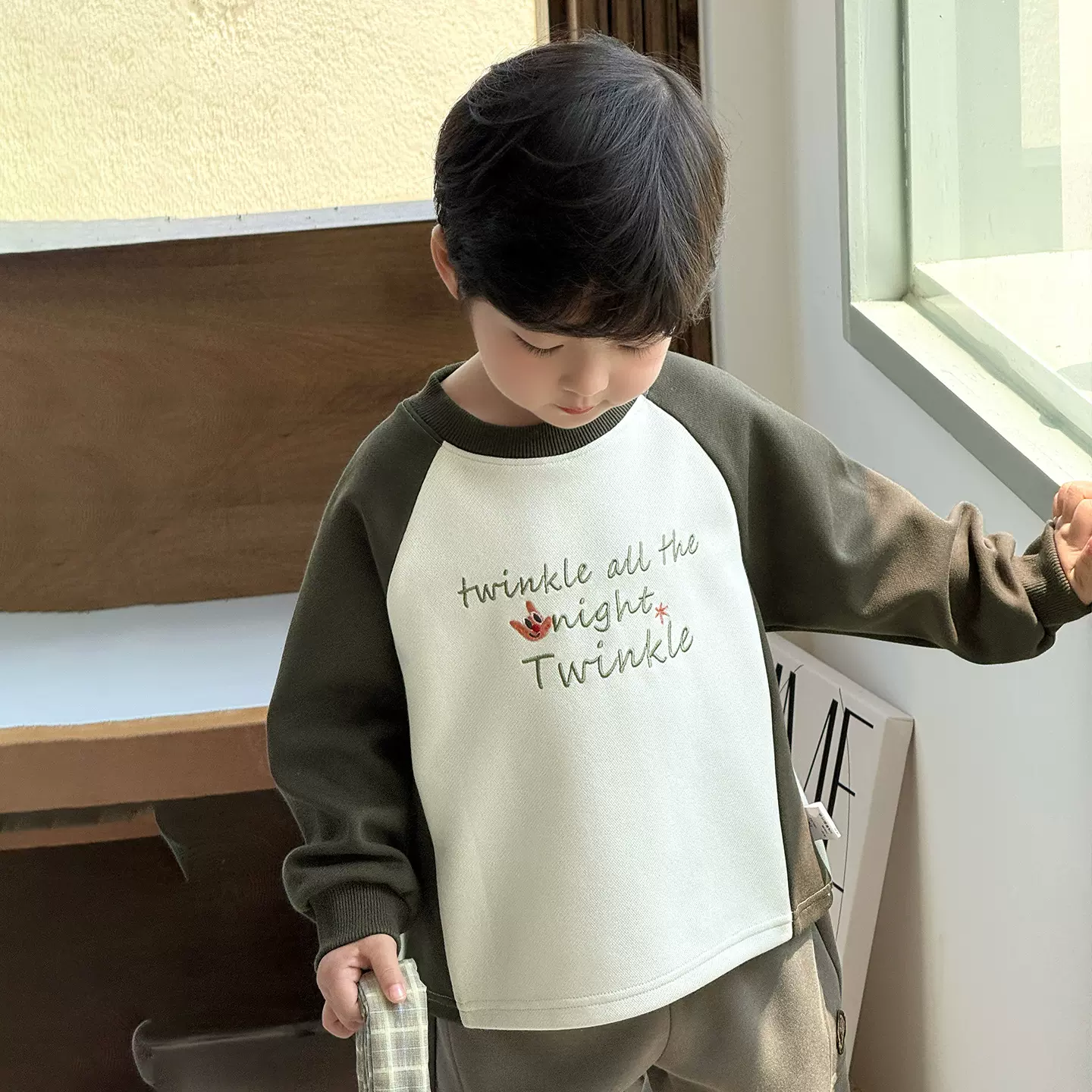 儿童春秋款卫衣男童套头衣服儿童洋气上衣插肩长袖早秋新款衣服潮