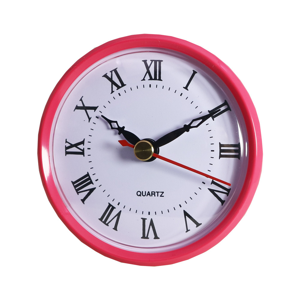 핑크 프레임 흰색 배경 검은 로마 단어