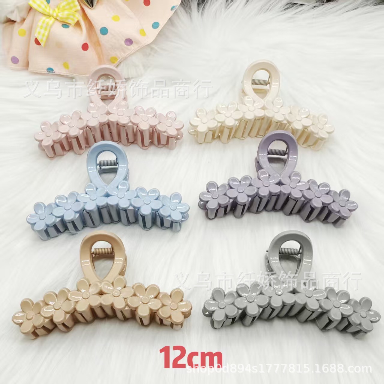 High-quality durable plastic hair clips with grip claw design, bath hair clips, hair accessories, head clips - wholesale direct from source, bulk orders welcome, from $2 stores
