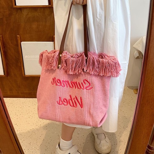 Bags for Women  Autumn and Winter New Large Capacity Versatile Shoulder Tassel Tote Bag Retro Fashion Simple Handbag